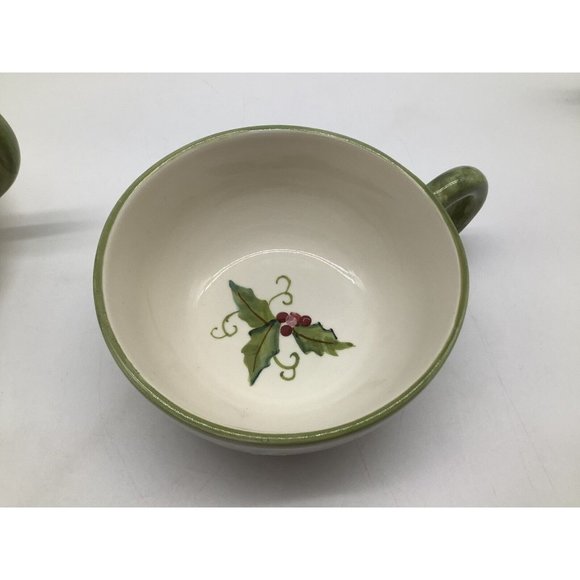 Tracy Porter Tea for One Christmas Holly Set - Picture 11 of 12